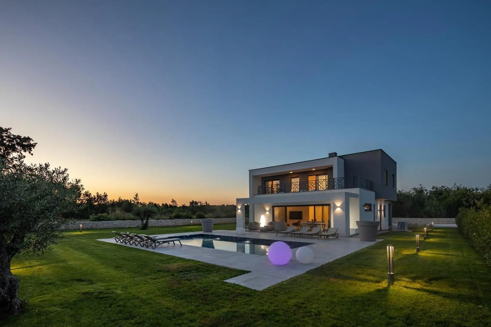 New! Luxury Villa Epic 9 - 50 M2 Hetated Pool Juršići