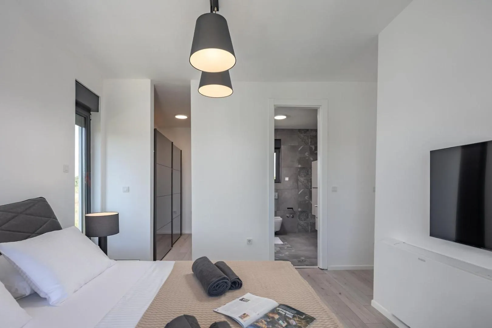New! Luxury Villa Epic 9 - 50 M2 Hetated Pool Jursici