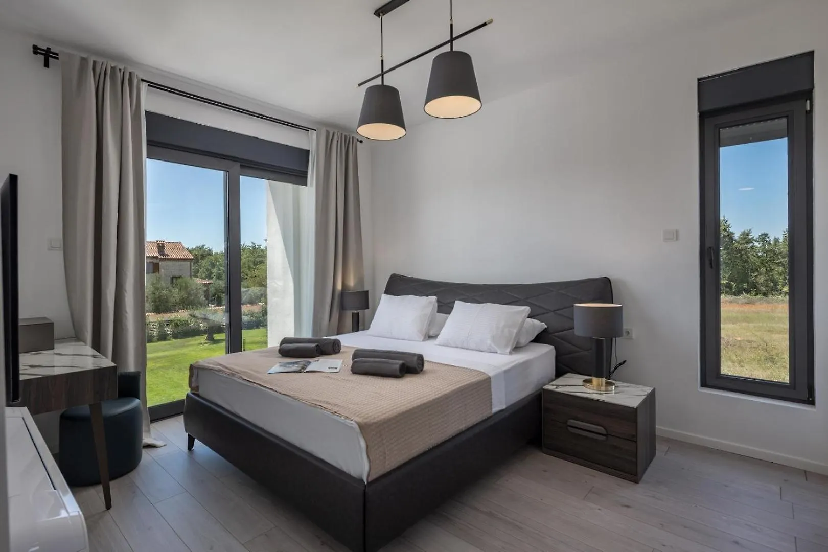 New! Luxury Villa Epic 9 - 50 M2 Hetated Pool Jursici