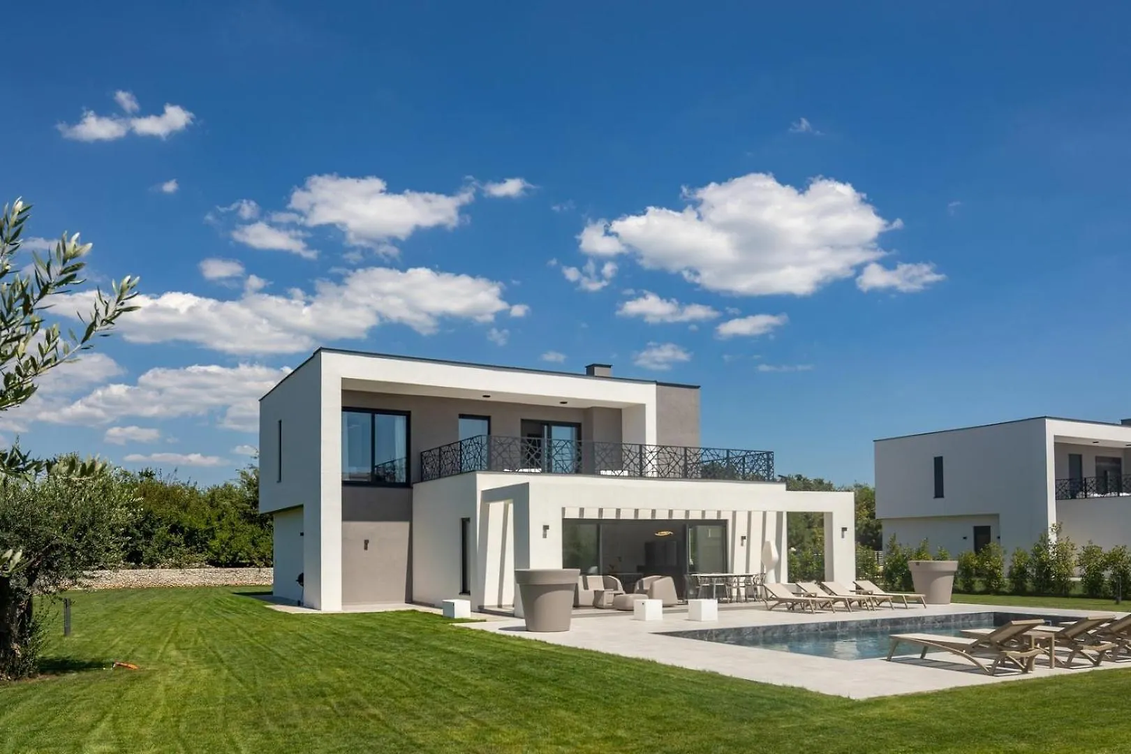 New! Luxury Villa Epic 9 - 50 M2 Hetated Pool Jursici