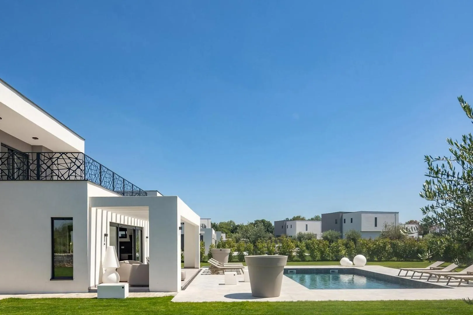 New! Luxury Villa Epic 9 - 50 M2 Hetated Pool Jursici